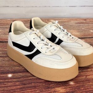 Steve Madden White and Black Kids Platform Sneakers